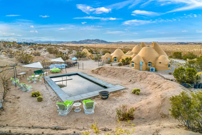 Bonita-Domes-in-Joshua-Tree